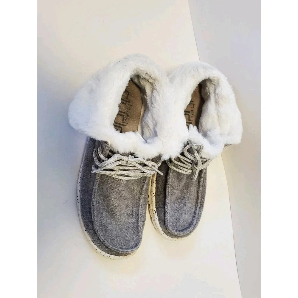Hey Dude Britt Women's Gray/White Faux Fur Lined Lace-Up Low Top US 8 EU 39 - Picture 2 of 8